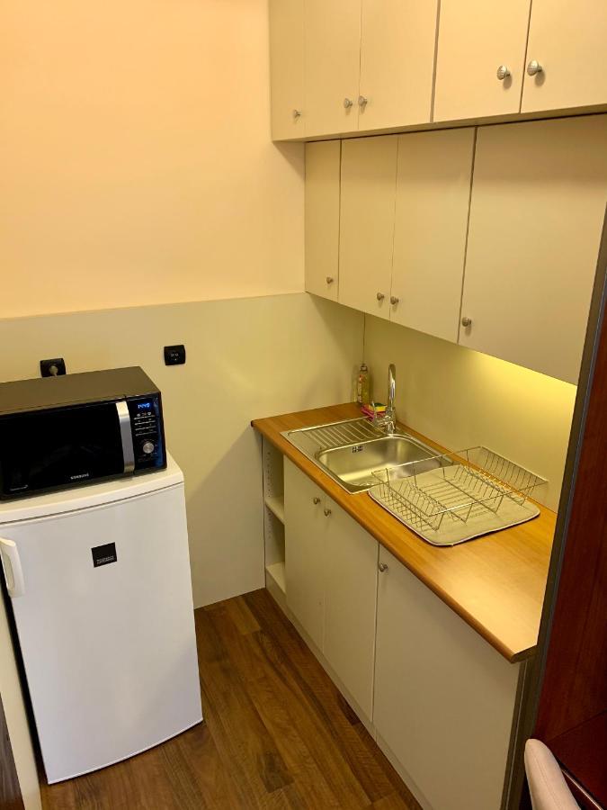 A01 Sétány-Silverine Apartmanház-Őrzött parkolóval Balatonfüred Esterno foto